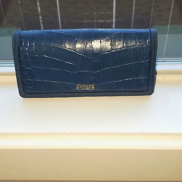 Kate Spade Navy Embossed Wallet Vintage Guc - Picture 16 of 16